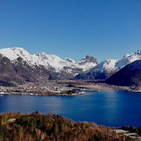 Andalsnes Sentrum 1-Room Apartment No3 Екстер'єр фото